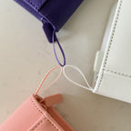 Holdiva 1-pocket card binder detail view